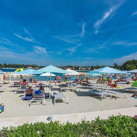 Сasa de vacaciones Blue House With Private Pool